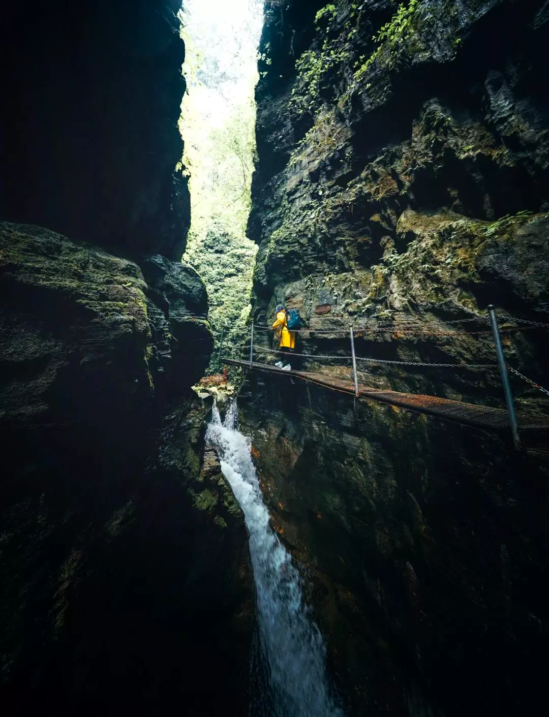 Zuolong Gorge