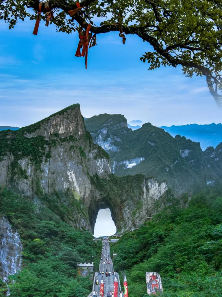 Tianmen Mountain Heaven Gate in Zhangjiajie for Muslim-Friendly China Travel planning