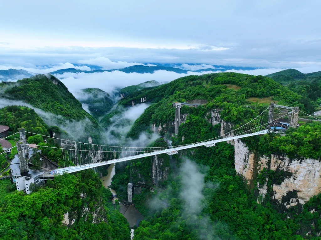 Glass Bridge and canyon scenery for Zhangjiajie Grand Canyon travel