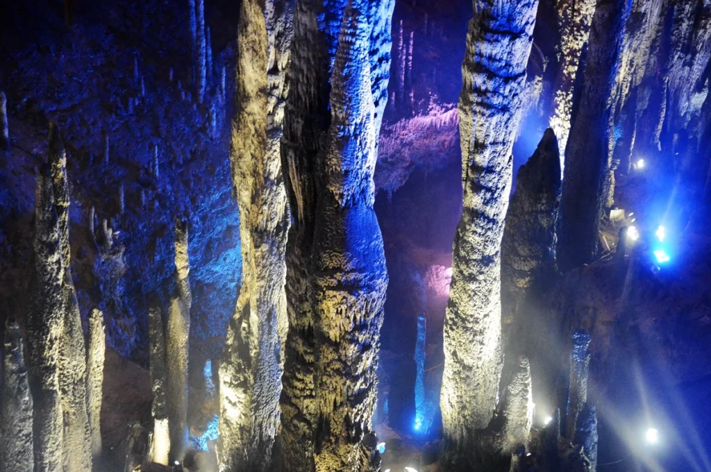 Zhangjiajie Maoyan River Ticket guide showing Jiutian Cave stalactite scenery near Maoyan River