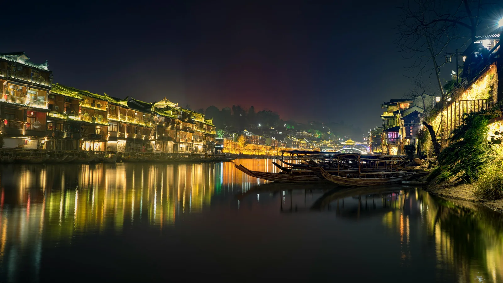 Kuala Lumpur to Zhangjiajie itinerary with Fenghuang Ancient Town overnight stop