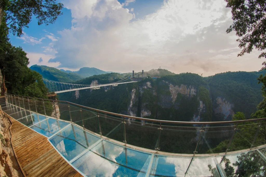 zhangjiajie grand canyon glass walkway overlooking the glass bridge and mountain valley