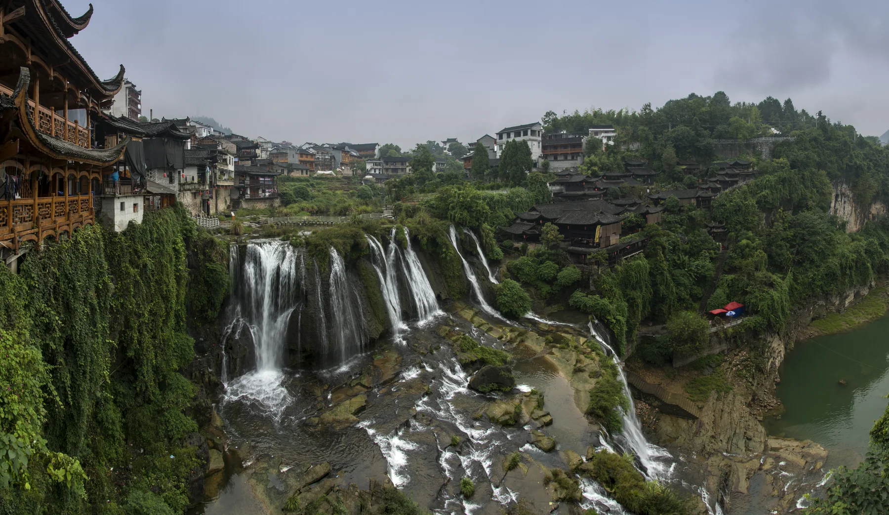 zhangjiajie to furong ancient town old town panorama for hotel arrival planning
