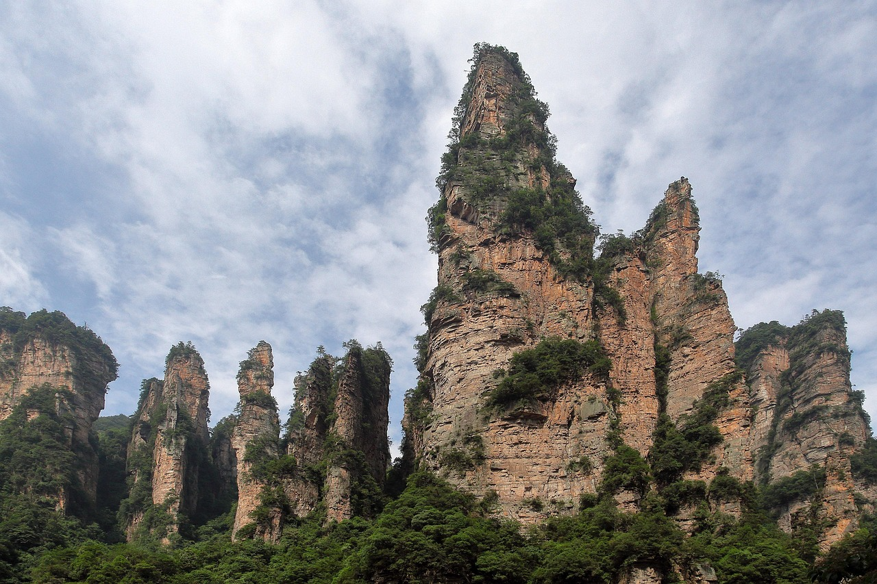 Zhangjiajie for Muslim Travelers: The Complete Guide