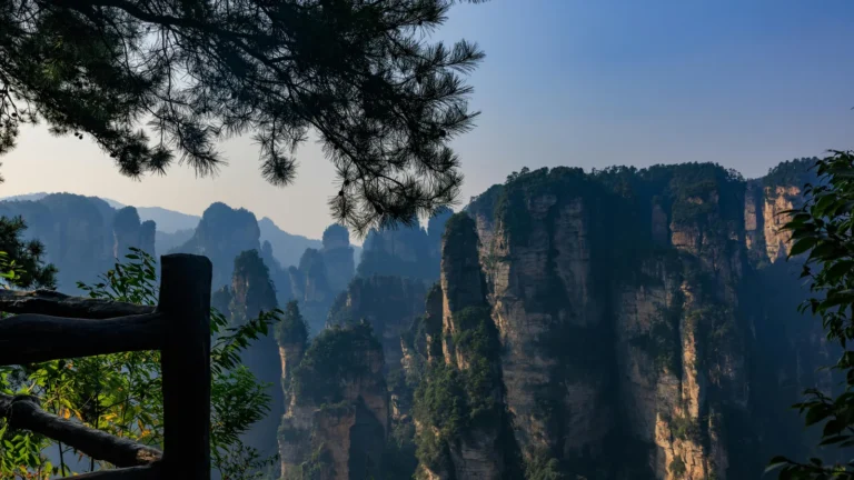 zhangjiajie travel guide mountain peaks for foreign visitors planning a 2026 Zhangjiajie trip