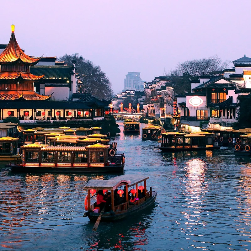 Confucius Temple and Qinhuai River night lights in Nanjing