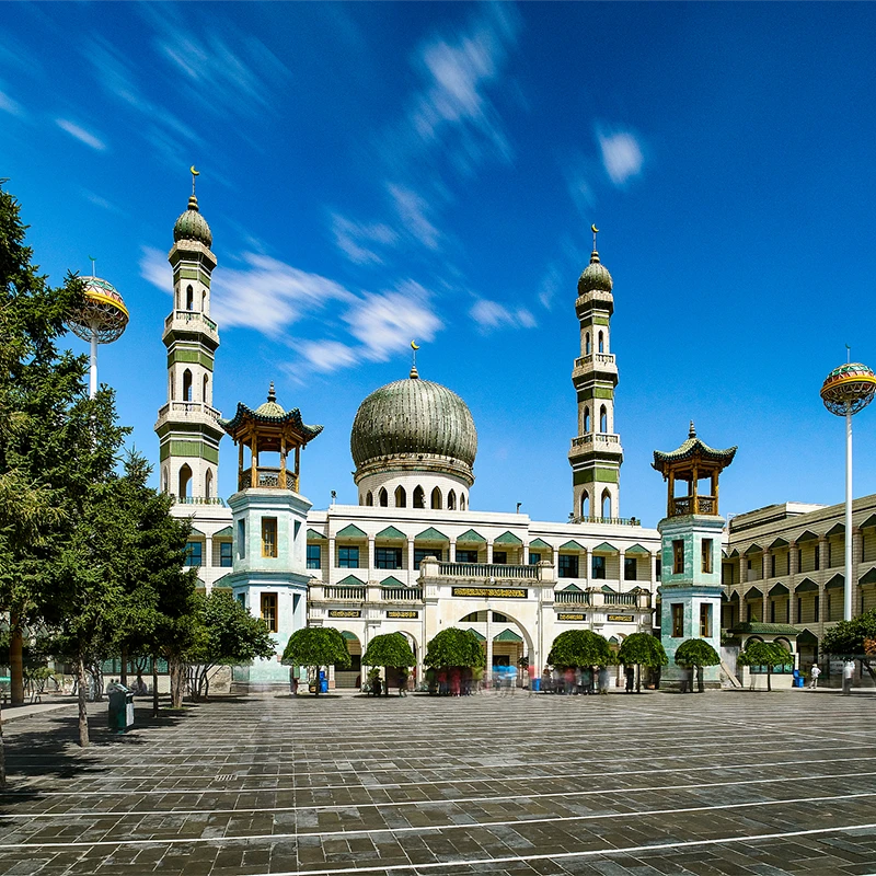 Dongguan Grand Mosque with green dome and minarets in Xining