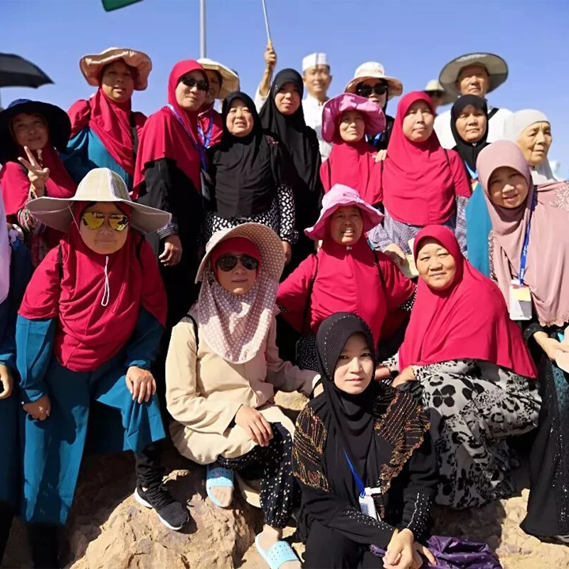 Muslim family on a Harbin winter group tour with HalalChinaTrips