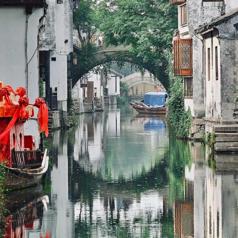 Stone bridges and canal houses in Zhouzhuang Water Town near Suzhou